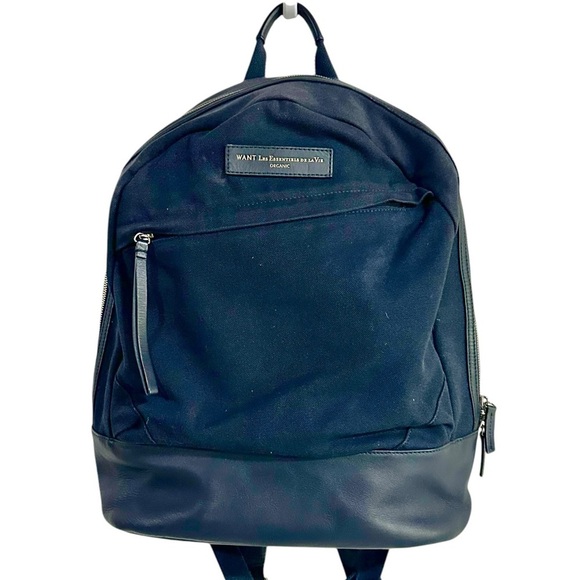 Want Les Essentiels Kastrup Navy Leather-Trimmed Organic Cotton-Canvas Backpack - Picture 1 of 10